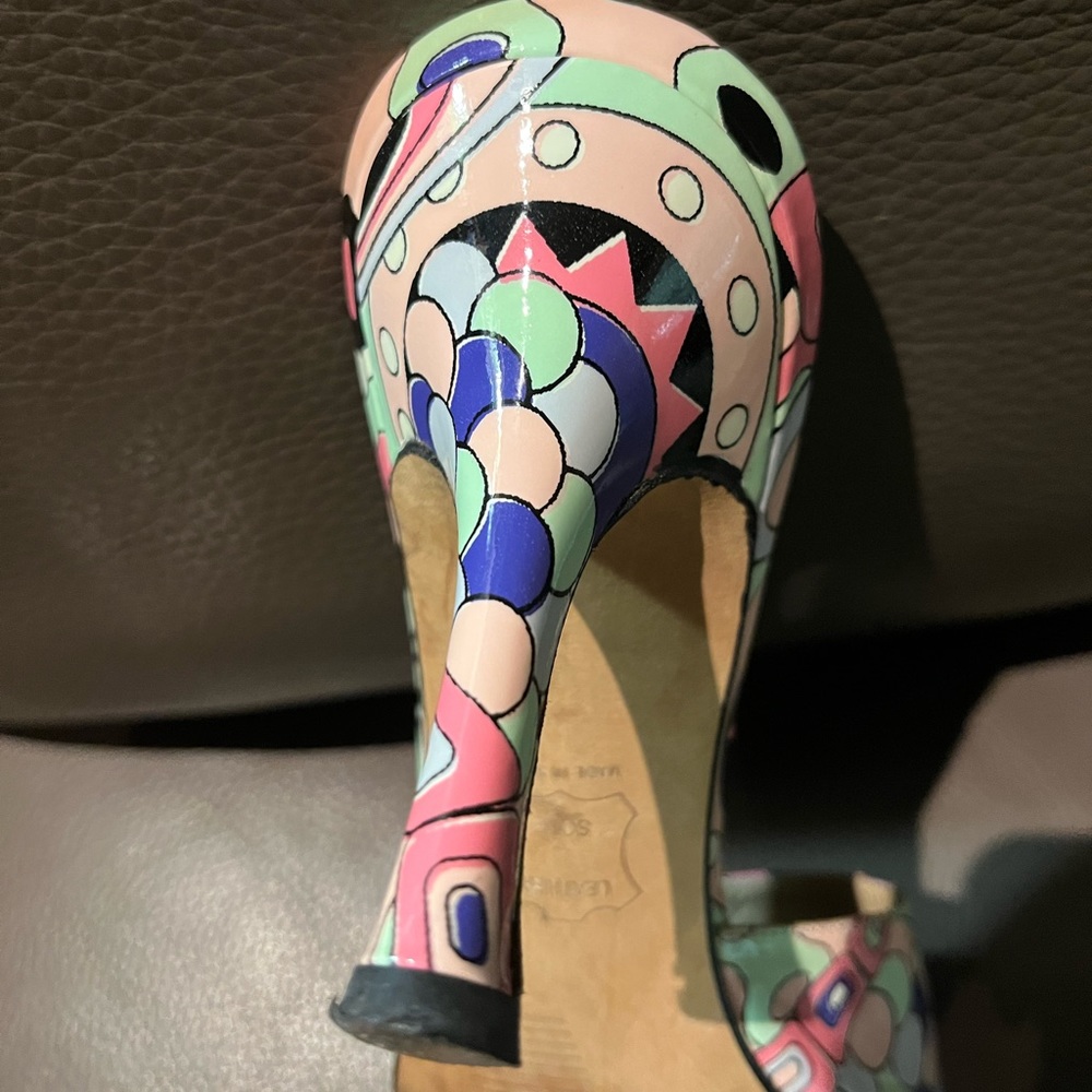 Stuart Weitzman Multi-Color Mule Size 8 - image 5